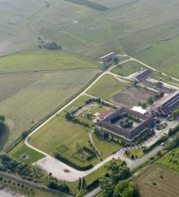 Hétkúti Wellness Hotel & Lovaspark