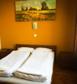 Jázmin Vendégházak & Apartmanok