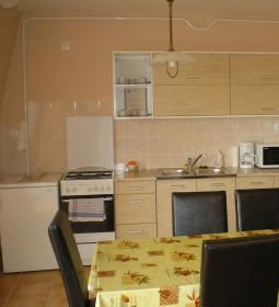 Udvarház Apartman