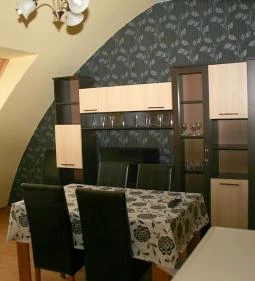 Udvarház Apartman