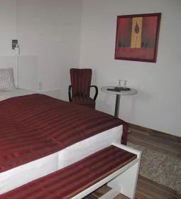 Riviéra Rooms Vendégszobák