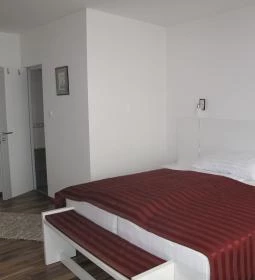 Riviéra Rooms Vendégszobák