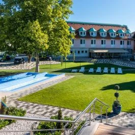 Aqua Hotel Termál Mosonmagyaróvár - Medence/kert