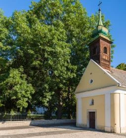 5. legjobb látnivaló: Lucsonyi Szent Anna-kápolna