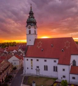 Óvári Szűz Mária Királynő és Szent Gotthárd templom