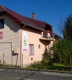 4Fenyő Magánszállás 