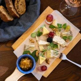 Kőkapu Vadászkastély és Hotel & Apartments Nagyhuta - Vendéglátás