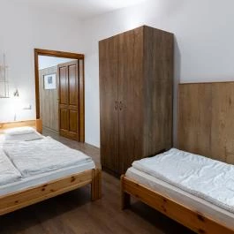 Kőkapu Vadászkastély és Hotel & Apartments Nagyhuta - Szobák