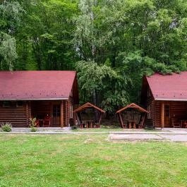 Kőkapu Vadászkastély és Hotel & Apartments Nagyhuta - Külső kép