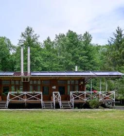 Kőkapu Vadászkastély és Hotel & Apartments