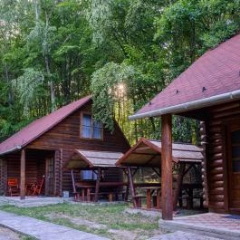 Kőkapu Vadászkastély és Hotel & Apartments Nagyhuta - Külső kép