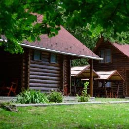 Kőkapu Vadászkastély és Hotel & Apartments Nagyhuta - Külső kép