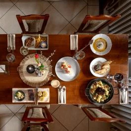 Kőkapu Vadászkastély és Hotel & Apartments Nagyhuta - Vendéglátás