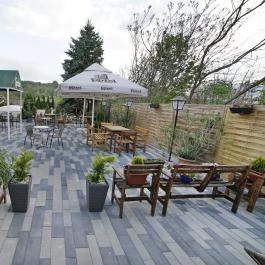 Tókert Fogadó Nagymányok - Medence/kert