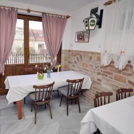 Tókert Fogadó Nagymányok - Vendéglátás