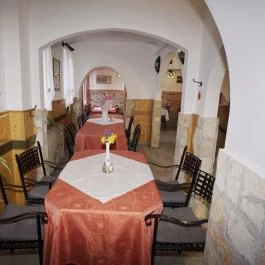 Tókert Fogadó Nagymányok - Vendéglátás