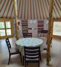 Szent Márton Jurtaszállás