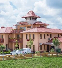 Granárium Étterem, Borozó