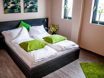 Avia M0 Motel Nagytarcsa