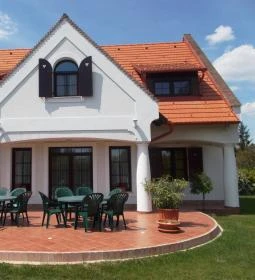 Hétkanyar Vendégház