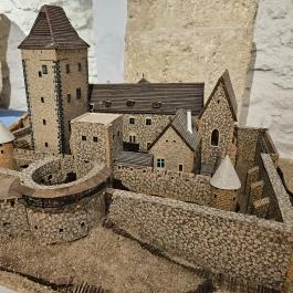 Kinizsi Vár Nagyvázsony - Egyéb