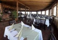 Hilltop Étterem Neszmély