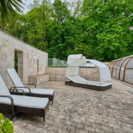 Főnix Wellness Resort Nógrádgárdony - Medence/kert