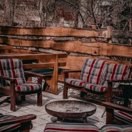 Medulienka Rönkház Noszvaj - Medence/kert