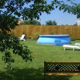 Kaló Vendégház Novaj - Medence/kert