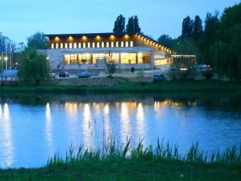 Sárkány Apartman & Kemping Nyírbátor