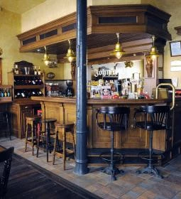 John's Pub & Restaurant