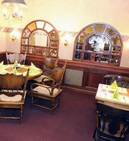 John's Pub & Restaurant