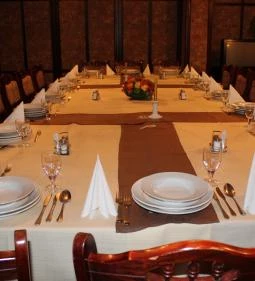 Lugas Szálloda Étterem