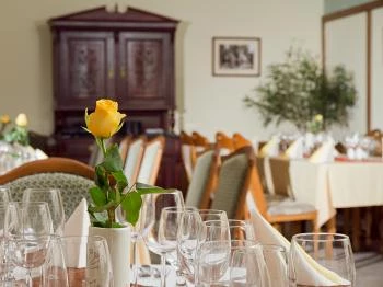 Svájci lak Étterem Nyíregyháza