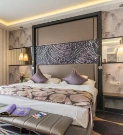 Victoria Garden Hotel