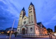 Magyarok Nagyasszonya római katolikus templom Nyíregyháza