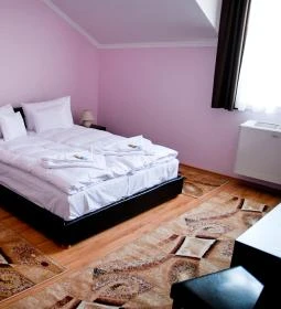 Pazonyi Fogadó és Étterem