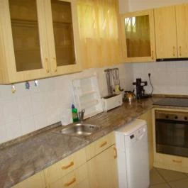 Közutas Apartmanház Orf? - Vendéglátás