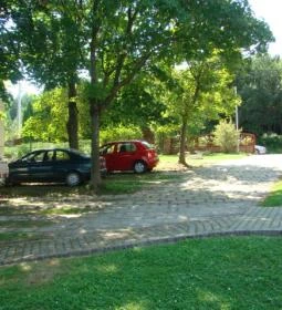 Közutas Apartmanház 