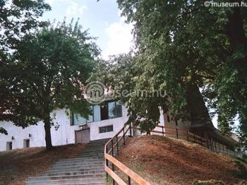 Művelődési Ház és Községi Könyvtár, Szikszay Edit Néprajzi Gyűjtemény Ôriszentpéter