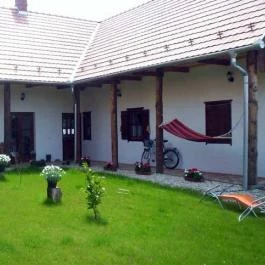 Szekeres Lovasfarm Ôriszentpéter - Medence/kert