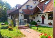 Neon 2 Vendégház Orosháza