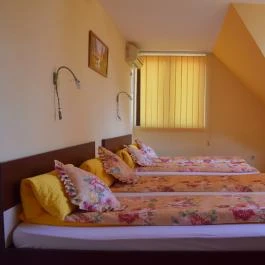 Neon 2 Vendégház Orosháza - Szobák