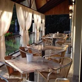 Neon 2 Vendégház Orosháza - Medence/kert