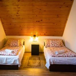 Huszár Vendégház Örvényes - Szobák