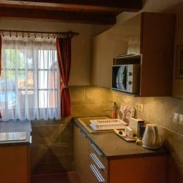 Huszár Vendégház Örvényes - Vendéglátás