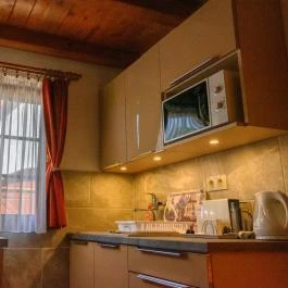 Huszár Vendégház Örvényes - Vendéglátás