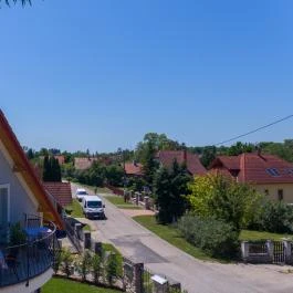 Tulipán Vendégház Örvényes - Medence/kert