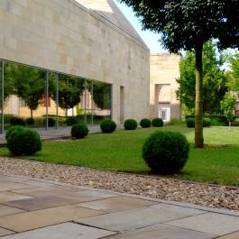 Erzsébet Nagy Szálloda Paks - Medence/kert