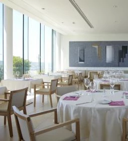 VIATOR Apátsági Étterem és Borbár